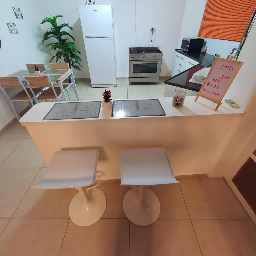 Barak Royal Suites 20 Garden Jacuzzi - ג'קוזי בחצר Eilat Exterior photo